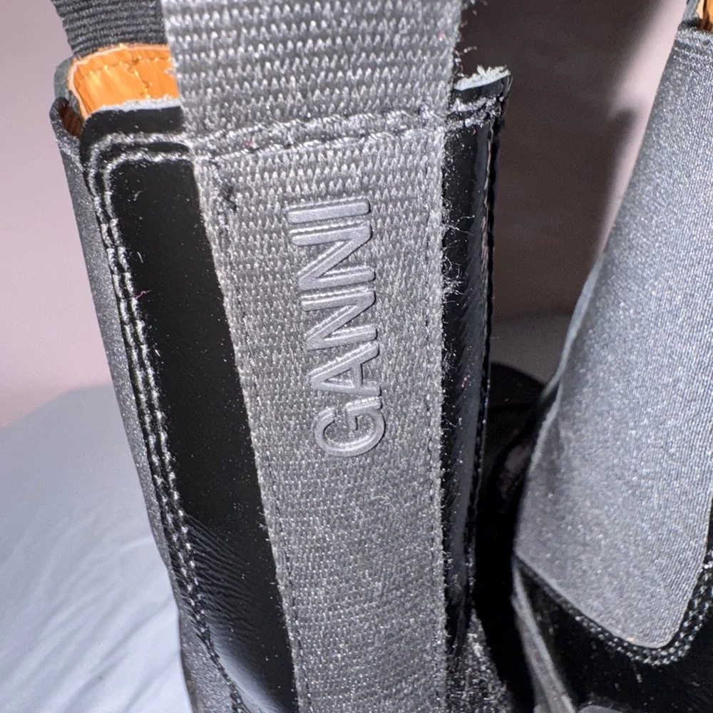 GANNI Cleated Heeled Mid Chelsea Boots in Black Naplack GUC - Picture 9 of 14